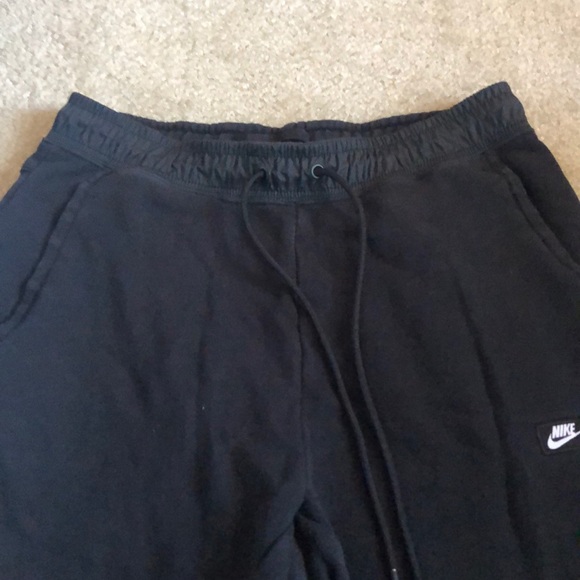 Women’s Nike Black Joggers - Picture 4 of 7